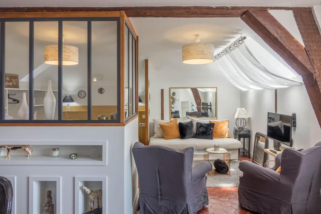 Le Sainte Anne *Studio* Appartement Orléans Buitenkant foto
