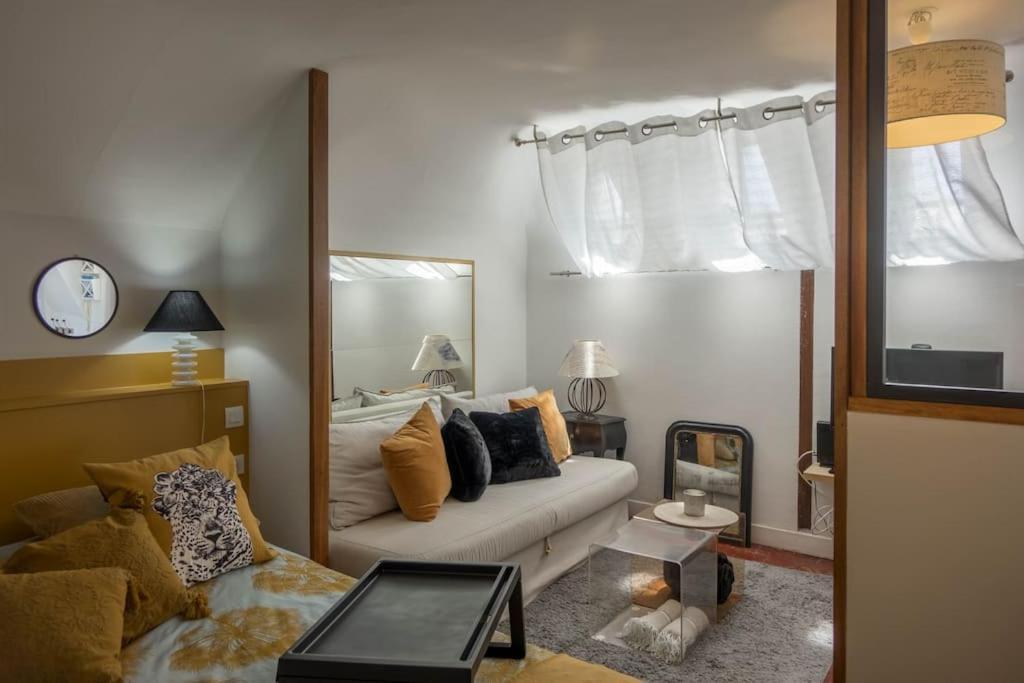 Le Sainte Anne *Studio* Appartement Orléans Buitenkant foto